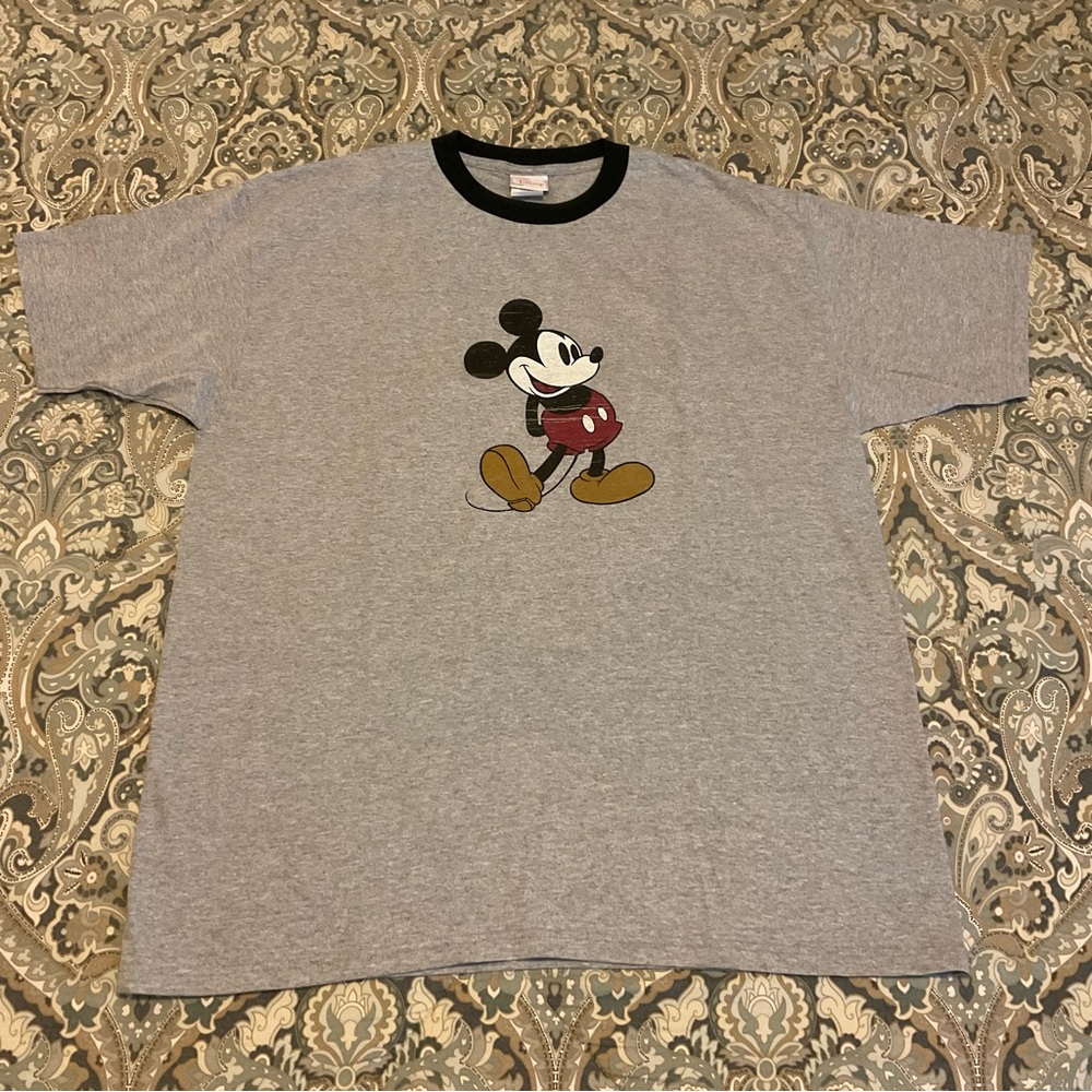 NWOT Disney Store Mickey Mouse T-shirt Men’s Sz XL